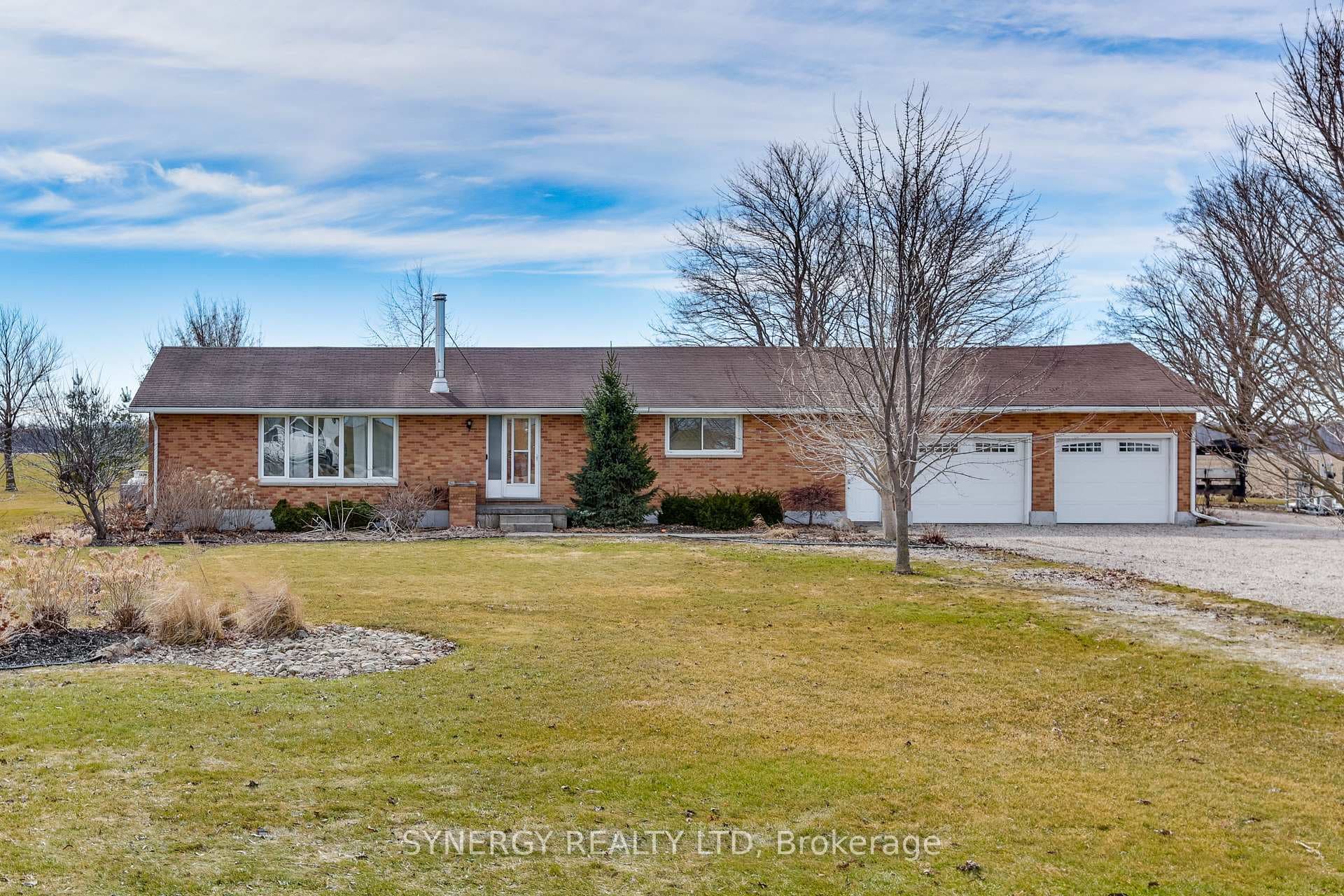 7979 Lasalle Line, Brooke-Alvinston, ON N0M 2S0 - Photo 1