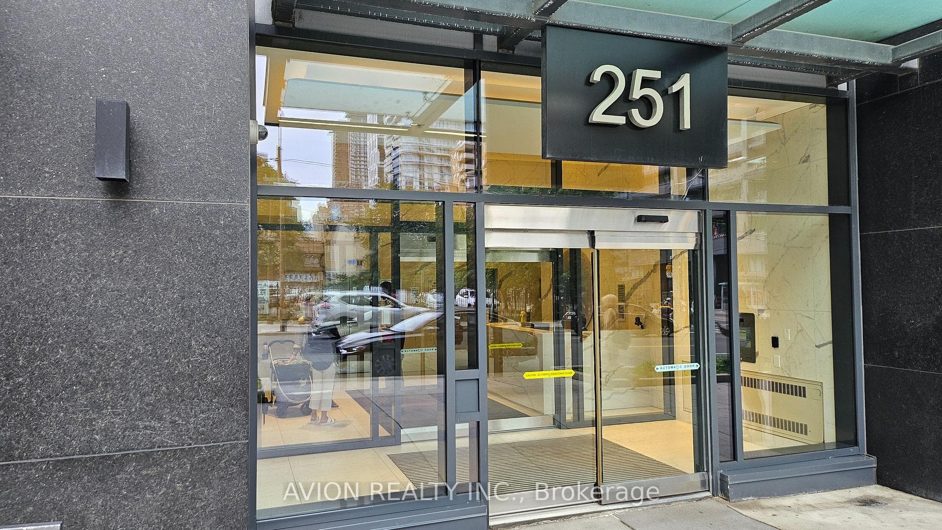 251 Jarvis Street Unit 1729, Toronto C08