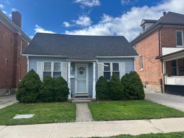 433 12th Street, Owen Sound, ON N4K 3V8 - Photo 1