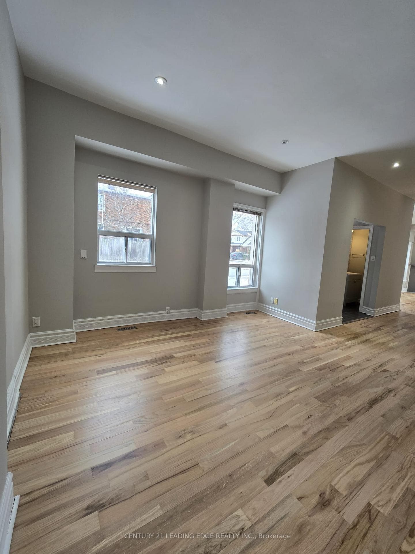 2a Kimbourne Avenue, Danforth / East York, ON M4J 4J2 - Photo 1