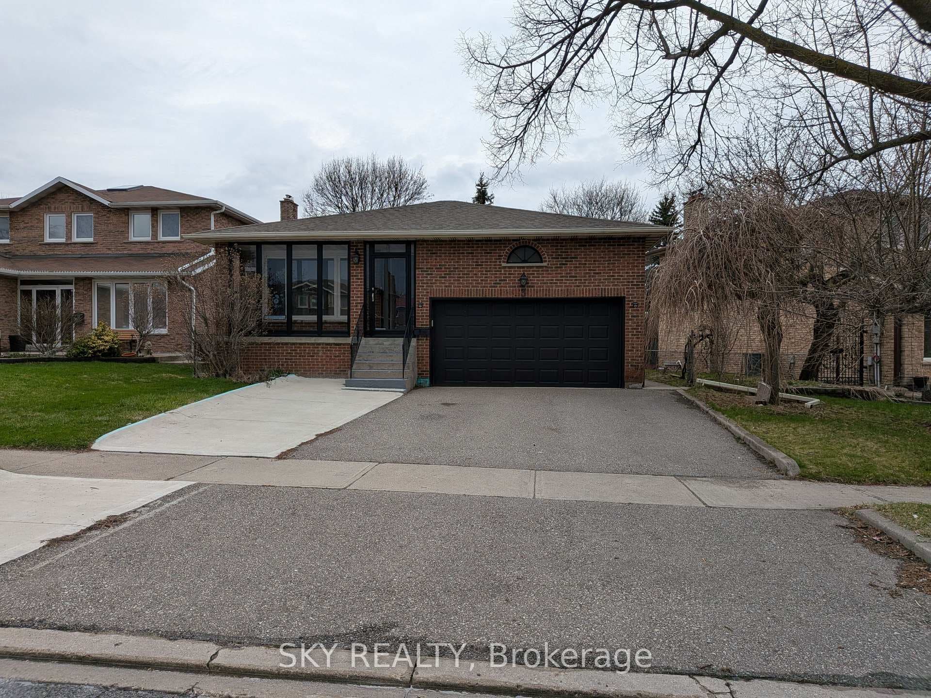 3 Panorama Crescent Unit Upper, Brampton