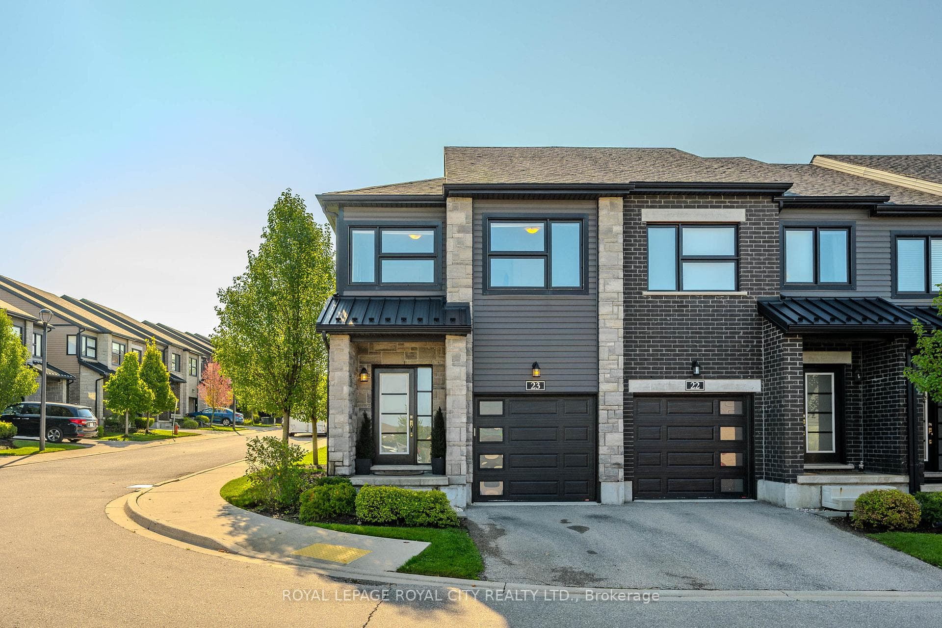 91 Poppy Drive Unit 23, Guelph, ON N1L 0M6 - Photo 1