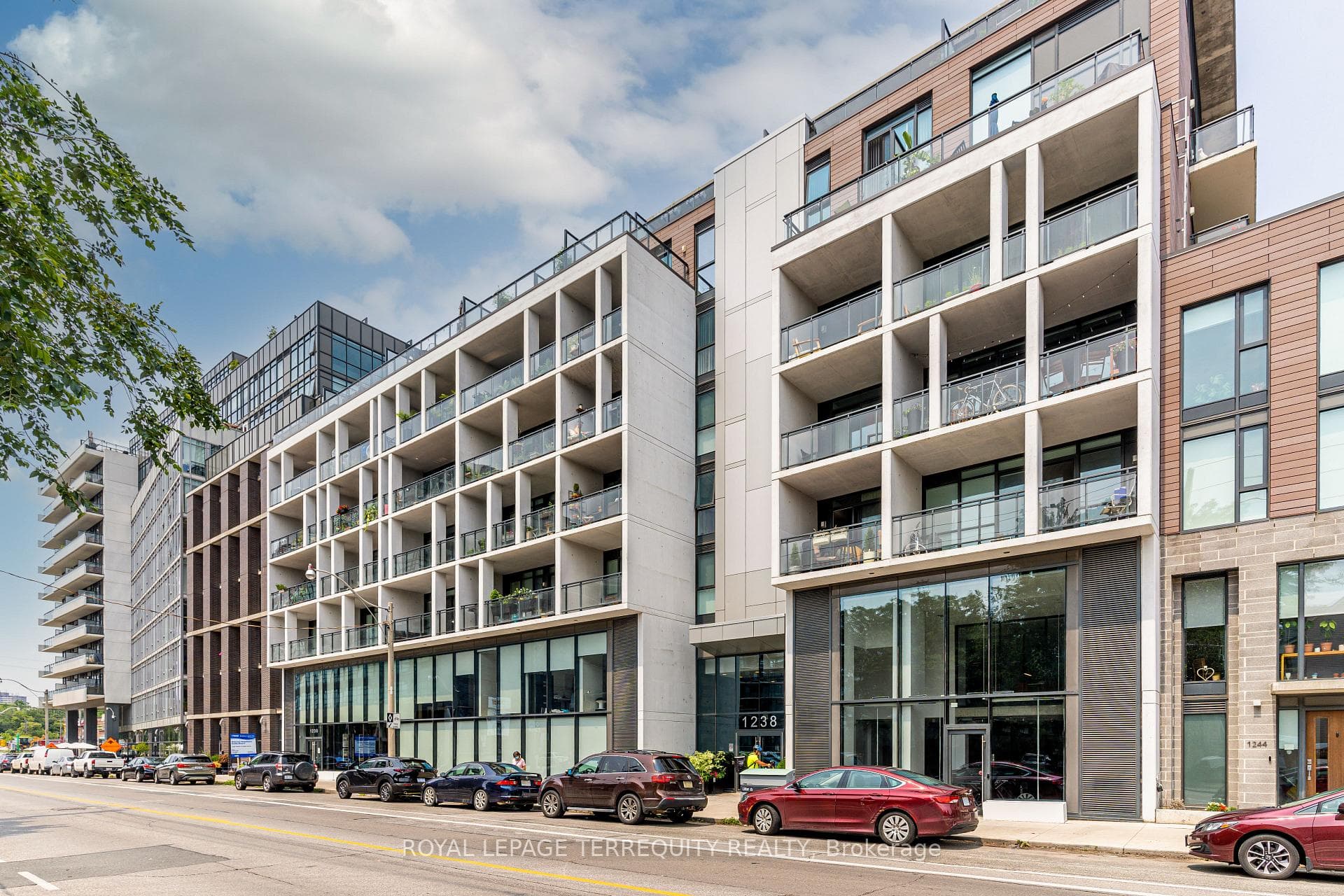 1238 Dundas Street Unit 703, Riverdale / Leslieville, ON M4M 0C6 - Photo 1