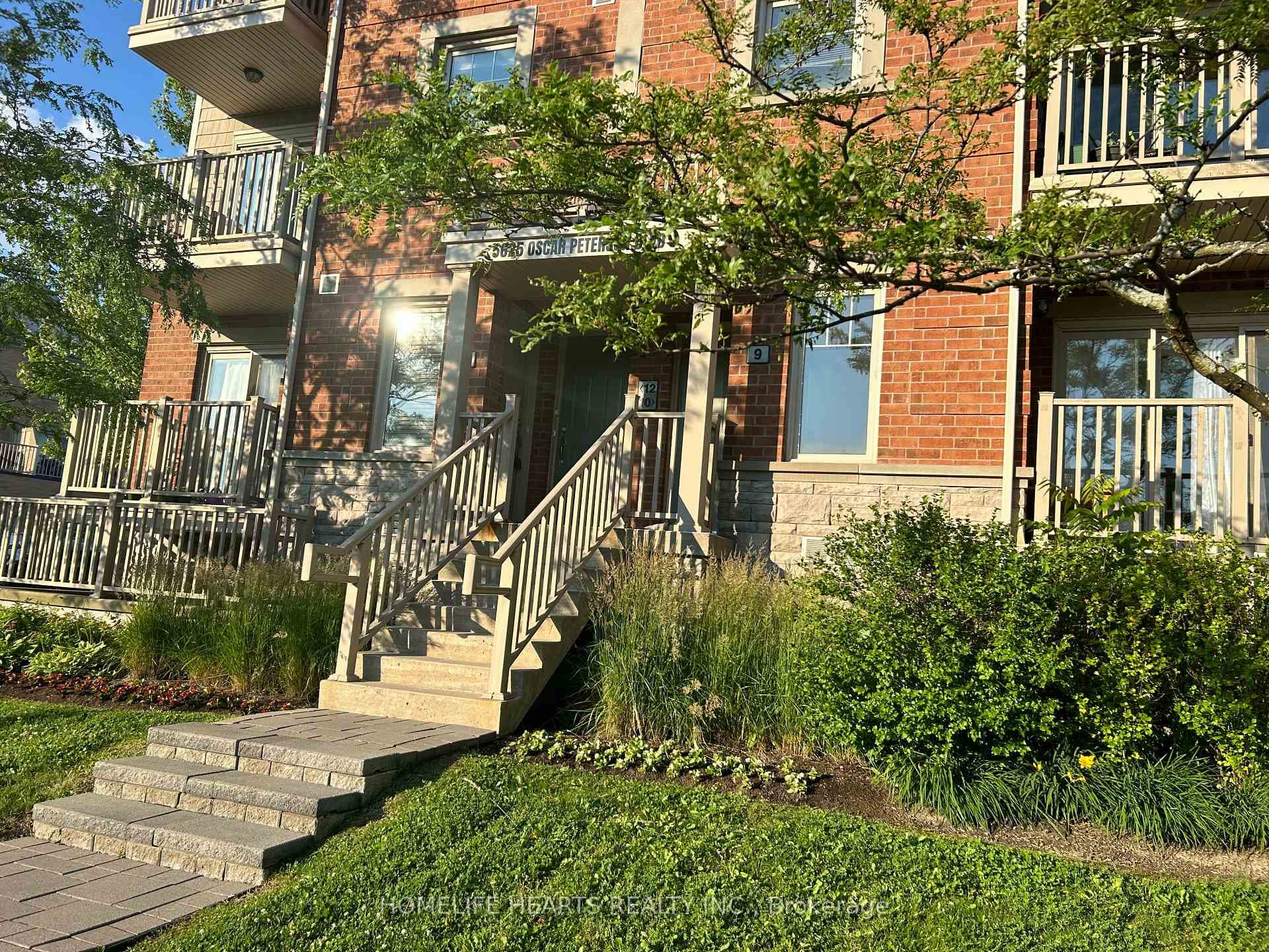 5625 Oscar Peterson Boulevard Unit 11, Mississauga, ON L5M 0T2 - Photo 1