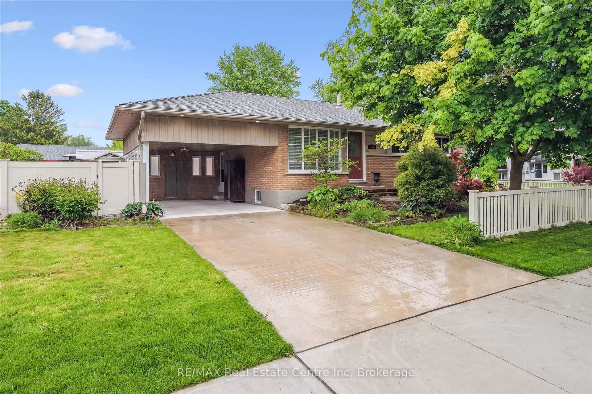 756 Cambridge Street, Woodstock, ON N4S 4V6 - Photo 1