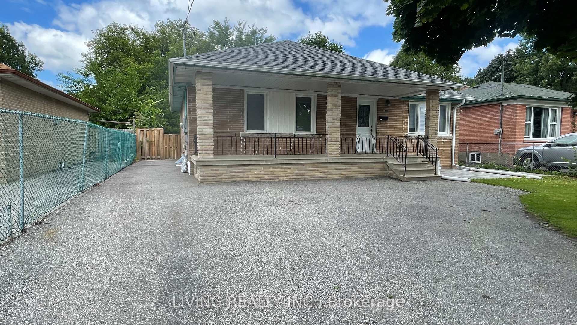 441 Centre Street Unit Bsmt, Richmond Hill, ON L4C 1B8 - Photo 1