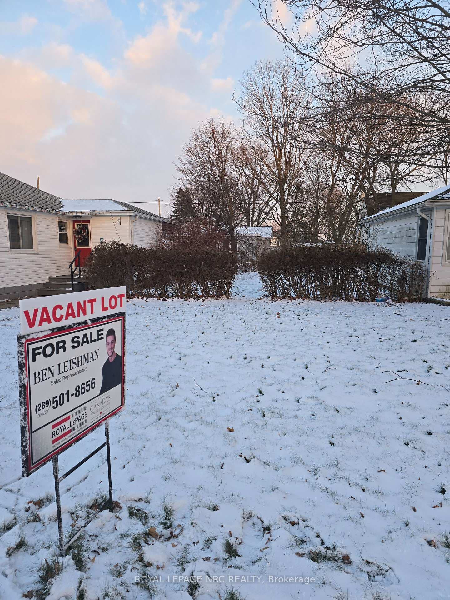 126 Oakwood Street, Port Colborne, ON L3K 5G3 - Photo 1