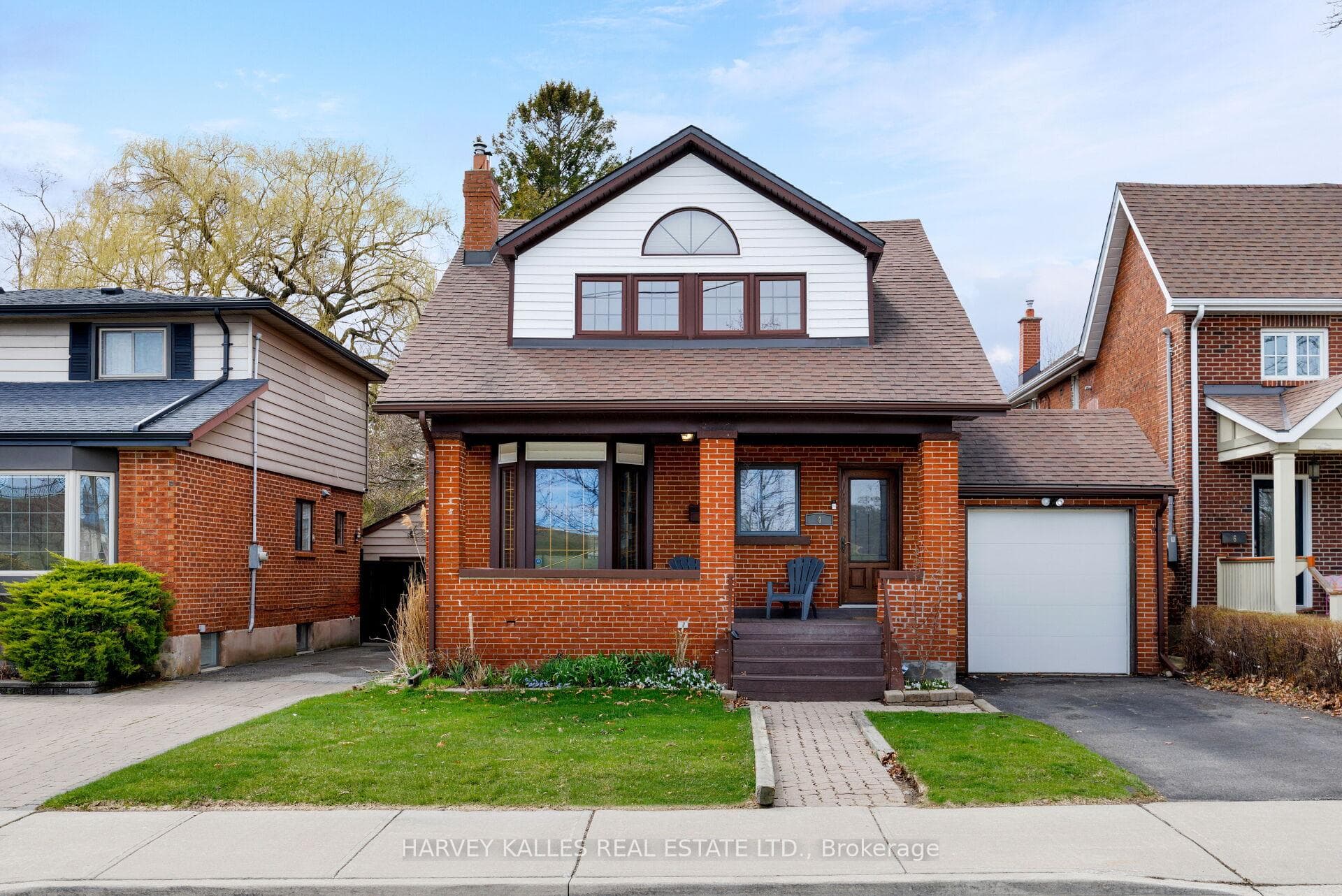 4 Twenty Third Street, Liberty Village / Parkdale / South Parkdale