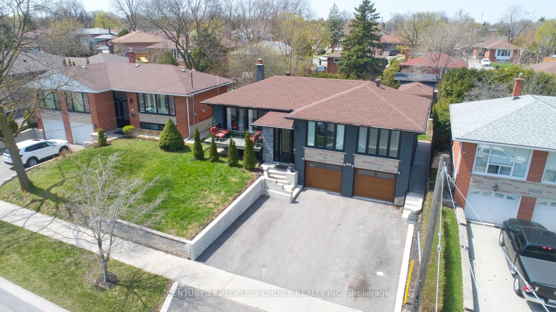 50 Jeffcoat Drive, Etobicoke (West Mall / Rexdale), ON M9W 3B7 - Photo 1