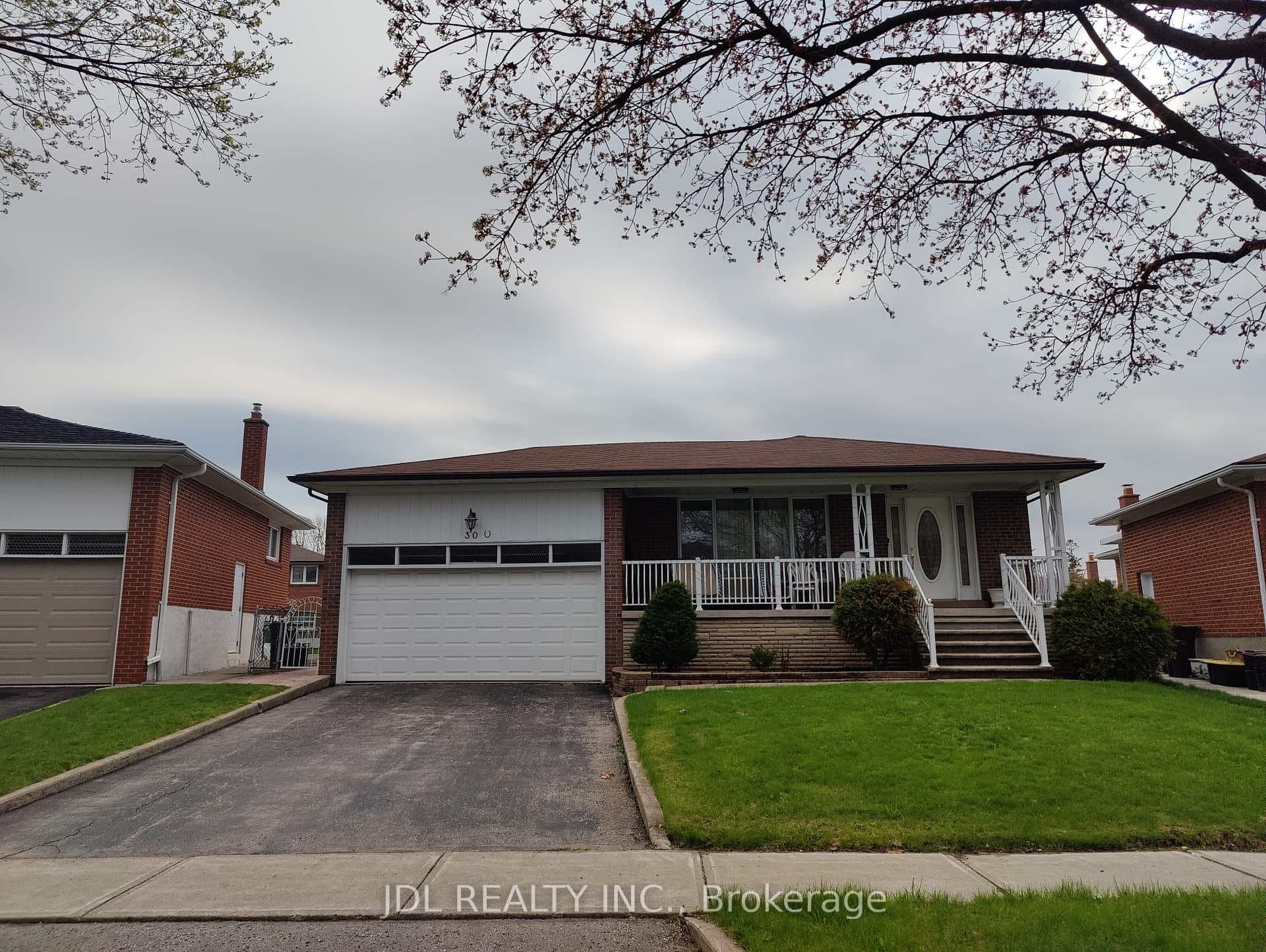 30 Orangewood Crescent Unit (Basement), Scarborough Village / Eglinton East, ON M1W 1C6 - Photo 1