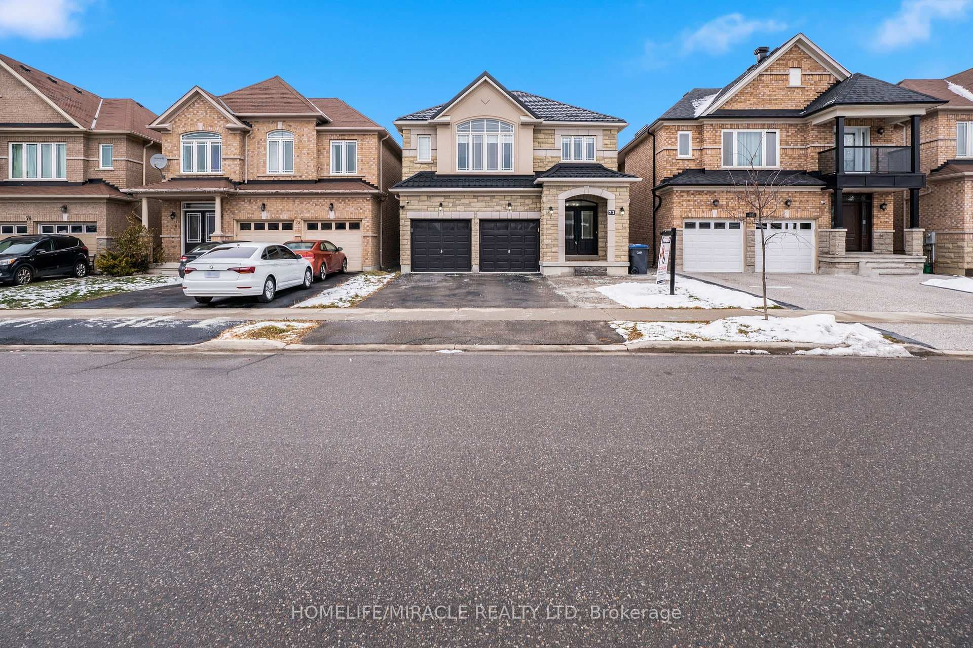 71 Skyvalley Drive, Brampton, ON L6P 3B7 - Photo 1