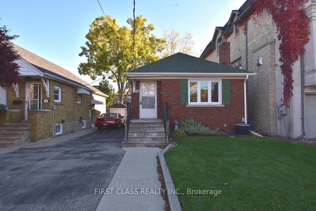 129 Felbrigg Avenue, Lawrence Park / Bedford Park, ON M5M 2M6 - Photo 1