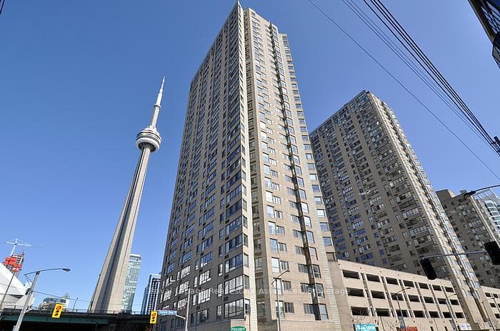270 Queens Quay Unit 2603, Downtown Toronto / Waterfront, ON M5J 2N4 - Photo 1