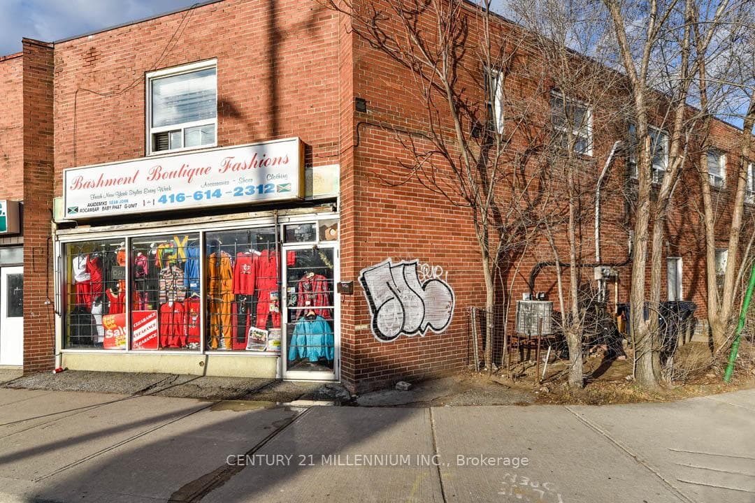 1353 Weston Road, York / Weston, ON M6M 4R9 - Photo 1
