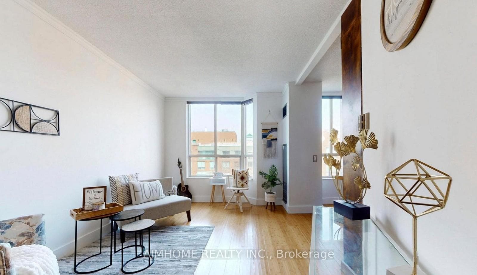 284 Bloor Street Unit 806, Annex / Yorkville / Summerhill, ON M5S 3B8 - Photo 1