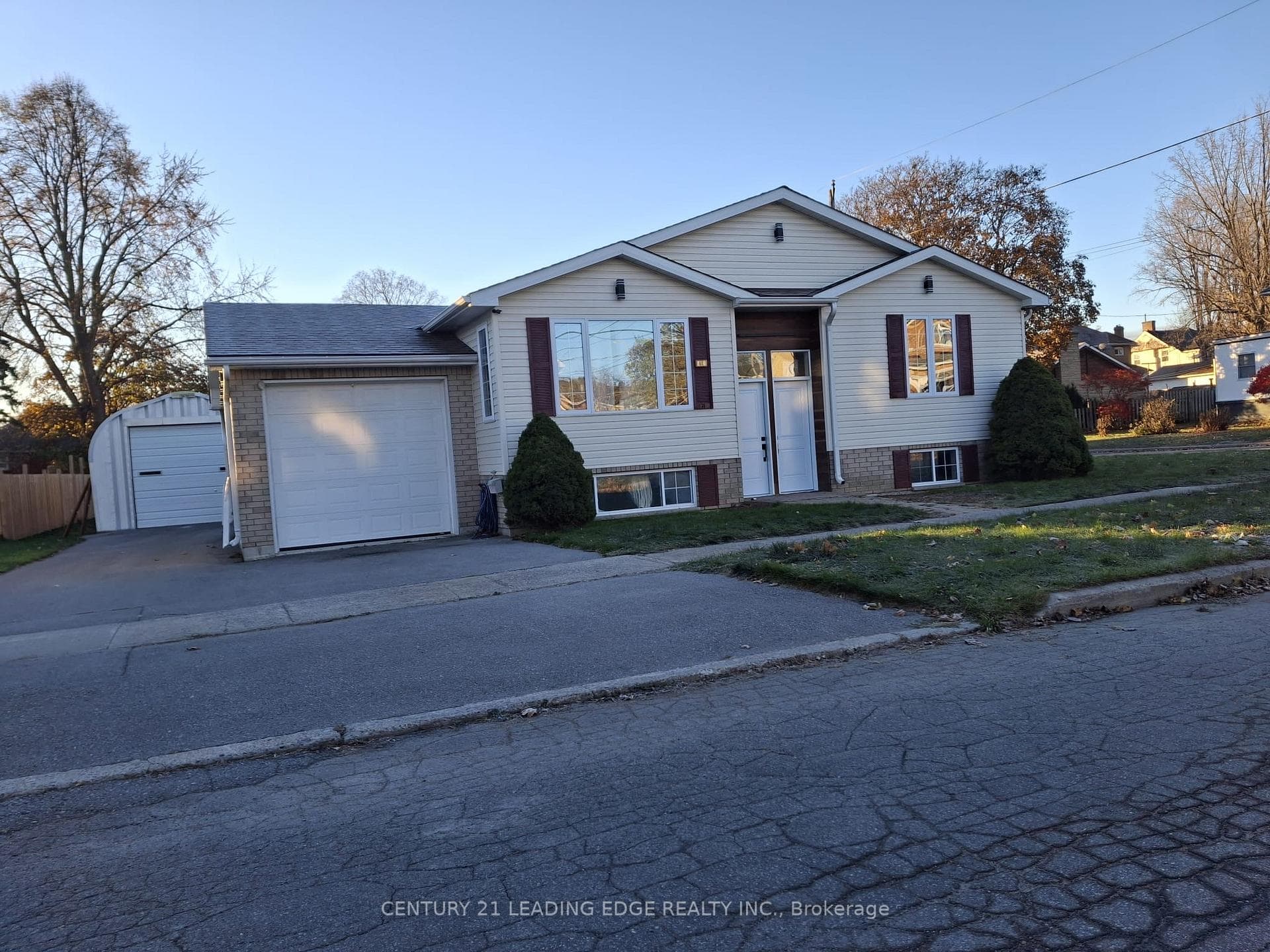 61 Wilkins Street Unit A, Quinte West, ON K8V 3M6 - Photo 1