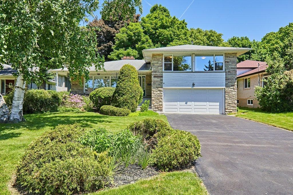 54 Geraldton Crescent, Toronto C15