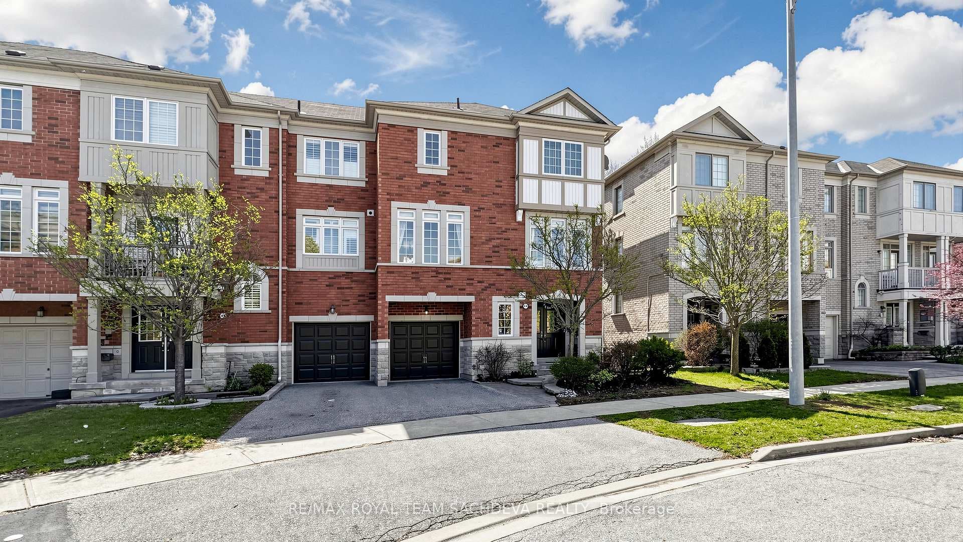 86 Stagecoach Circle, Rouge / Port Union / Malvern, ON M1C 0A1 - Photo 1