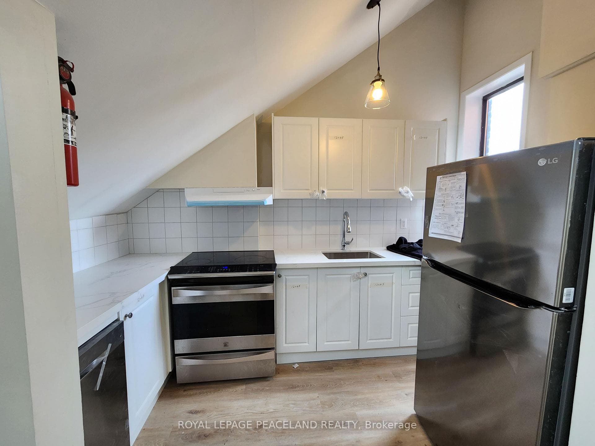 558 Spadina Crescent Unit 3, Toronto C01