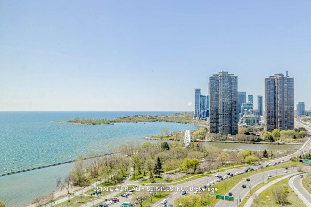 1928 Lakeshore Boulevard Unit 2216, High Park / Junction / Roncesvalles, ON M6S 1A1 - Photo 1
