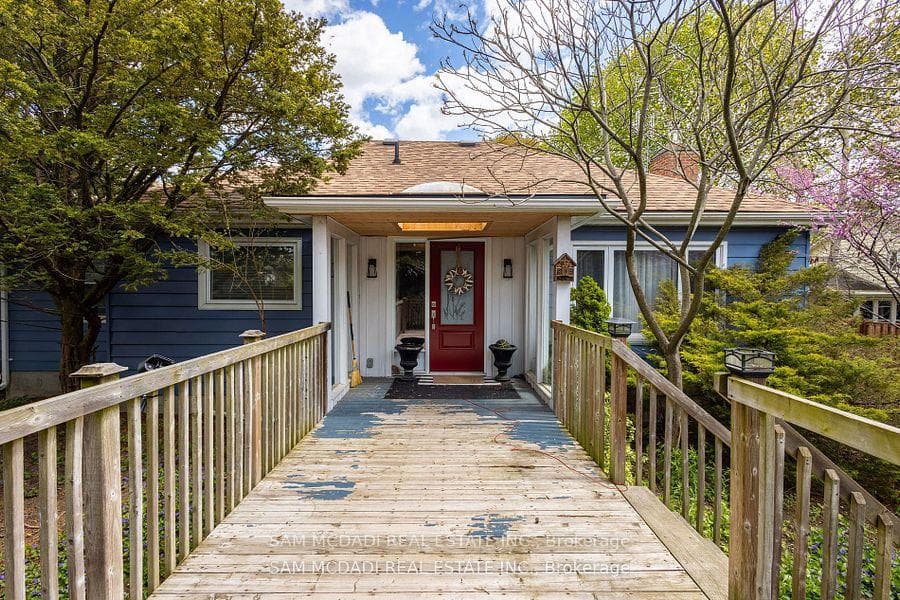 1730 Sunningdale Bend, Mississauga, ON L5J 1G1 - Photo 1