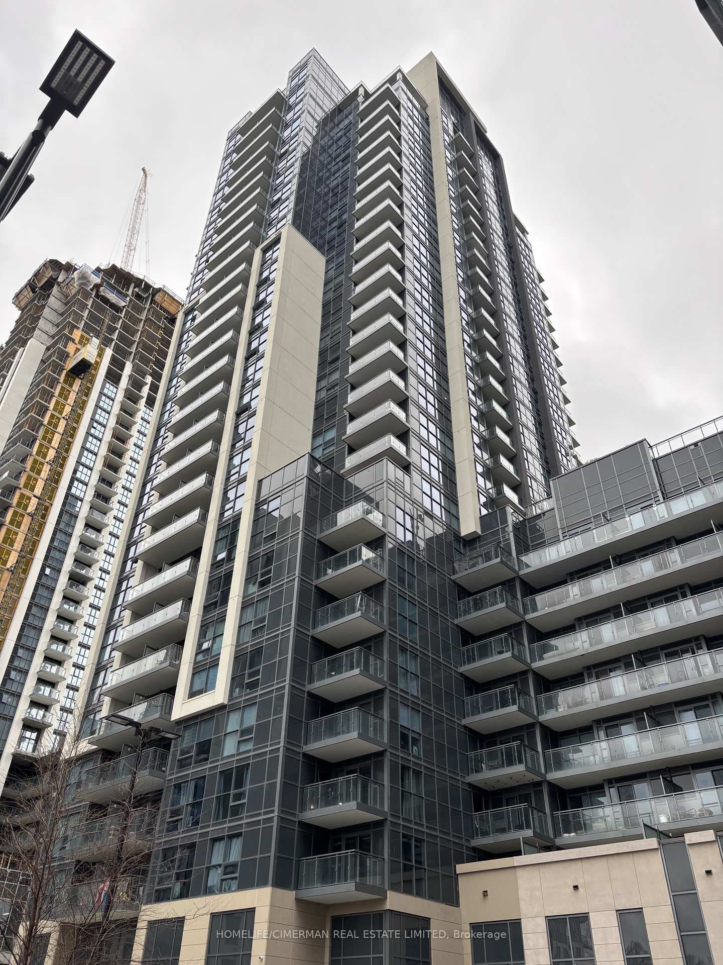 30 Meadowglen Place Unit 607, Toronto E09