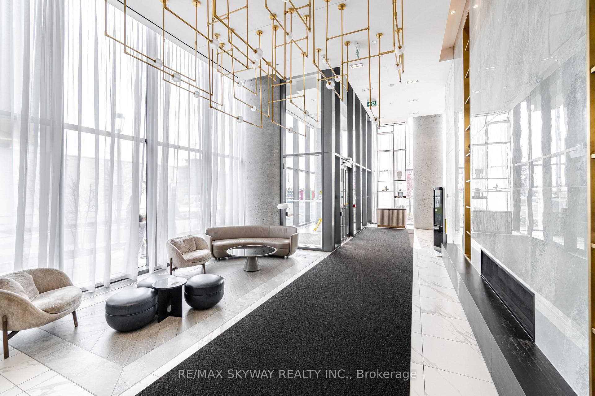 5 Buttermill Avenue Unit 5702, Vaughan