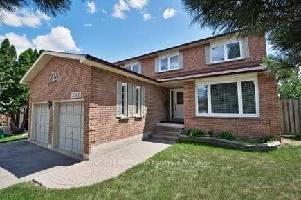 3361 Sanderling Crescent Unit Master Bedroom, Mississauga, ON L5L 3P3 - Photo 1