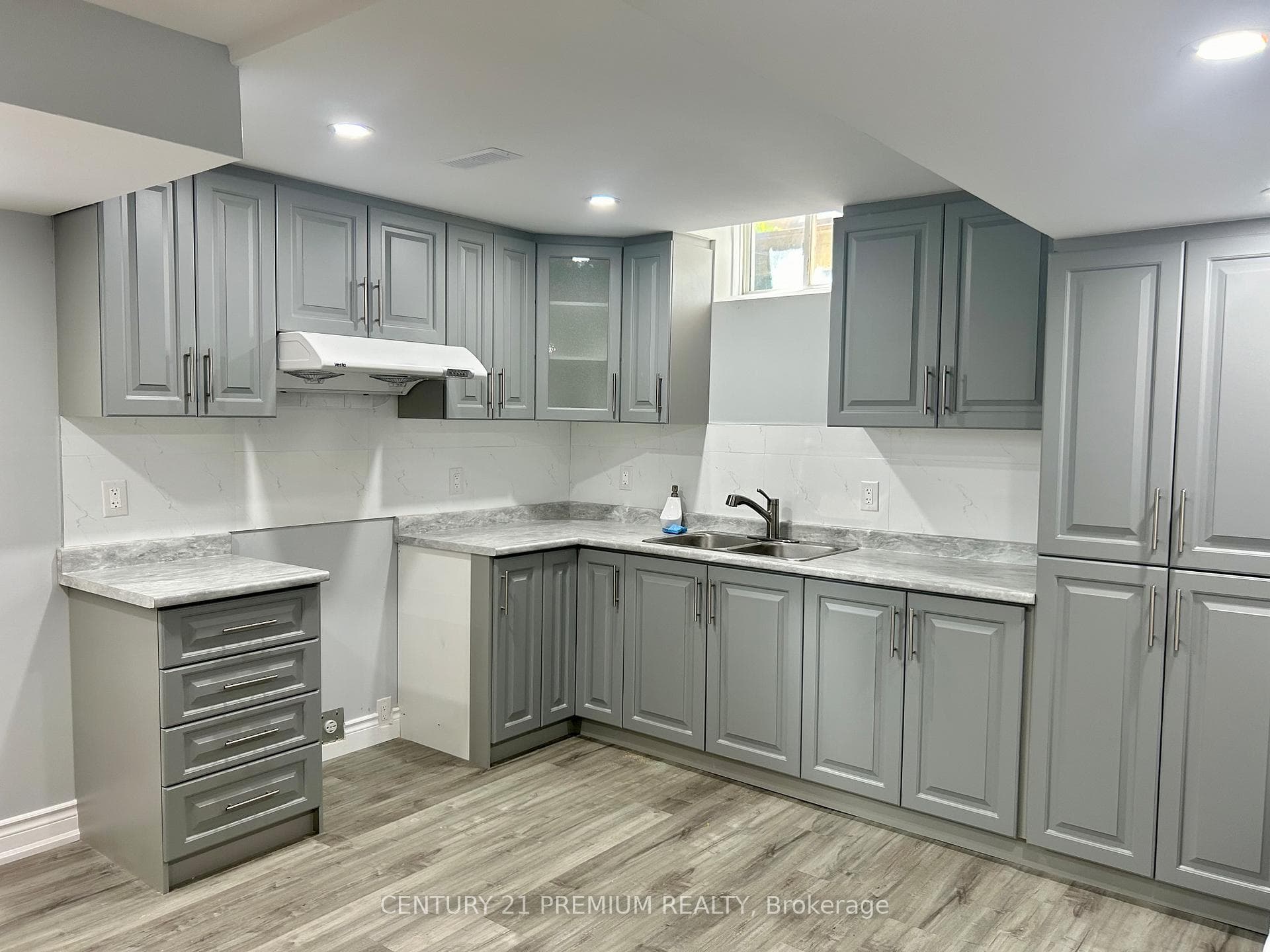 71 Pertosa Drive, Brampton