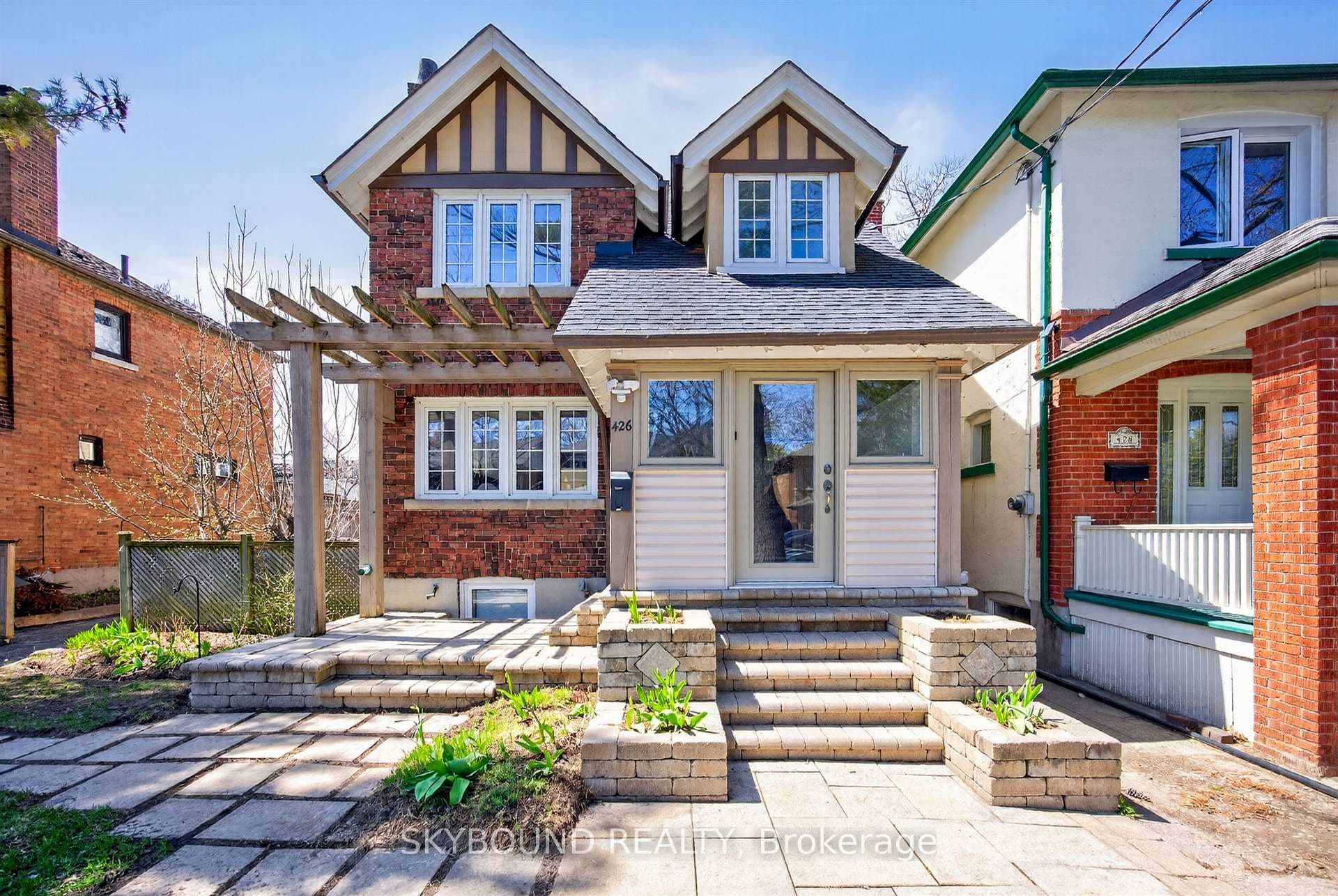426 Armadale Avenue, Bloor West Village / Swansea, ON M6S 3X8 - Photo 1