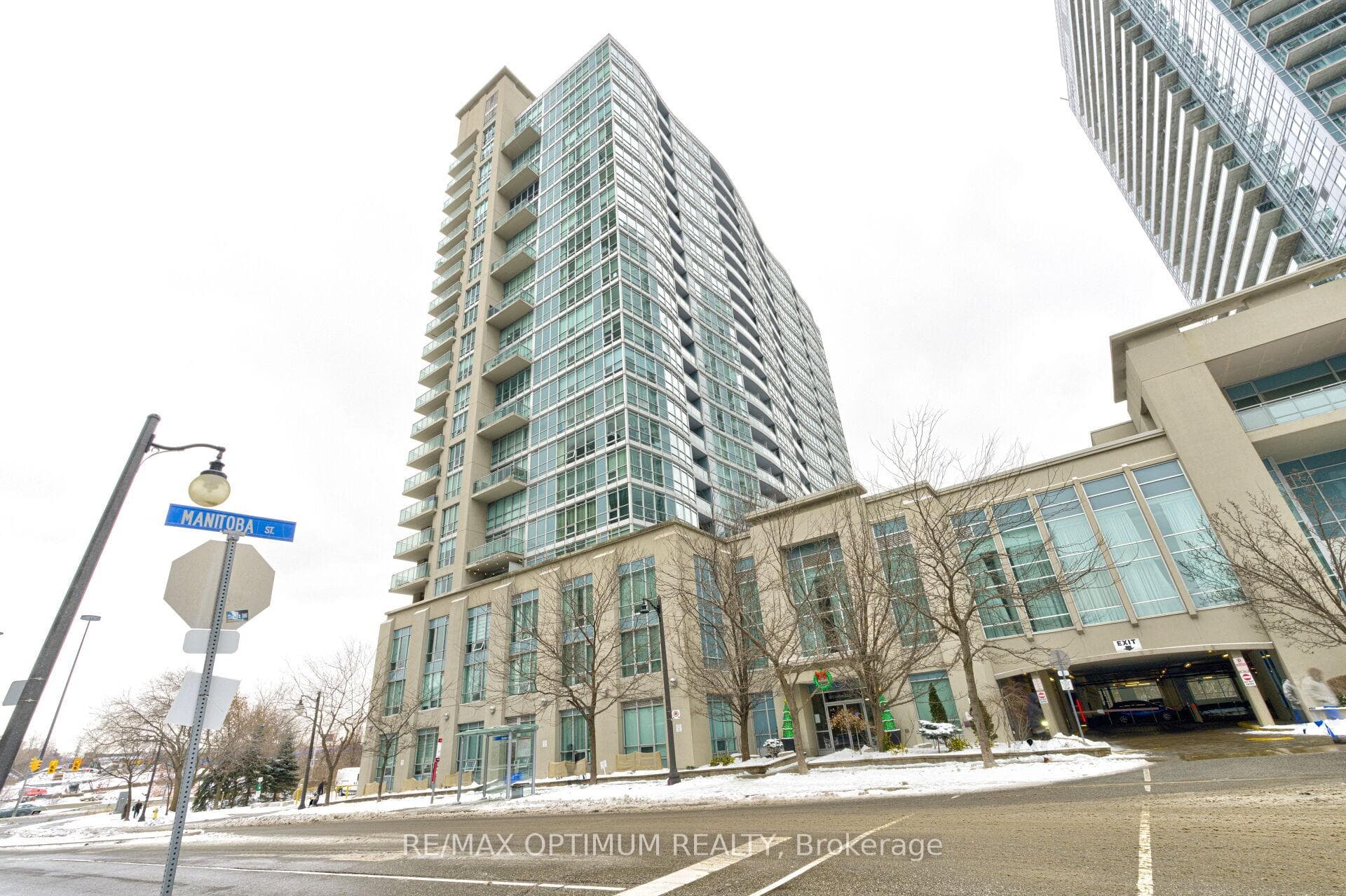 185 Legion Road Unit 416, Liberty Village / Parkdale / South Parkdale, ON M8Y 0A1 - Photo 1