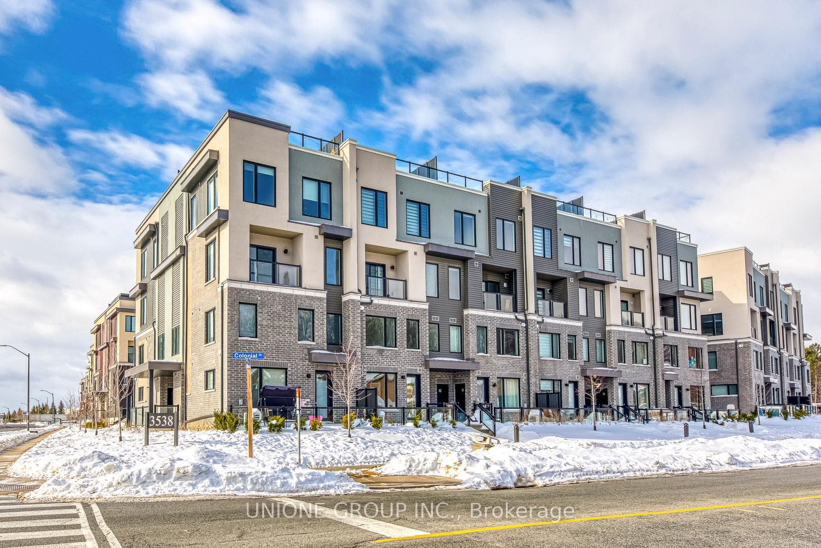 3538 Colonial Drive Unit 20, Mississauga