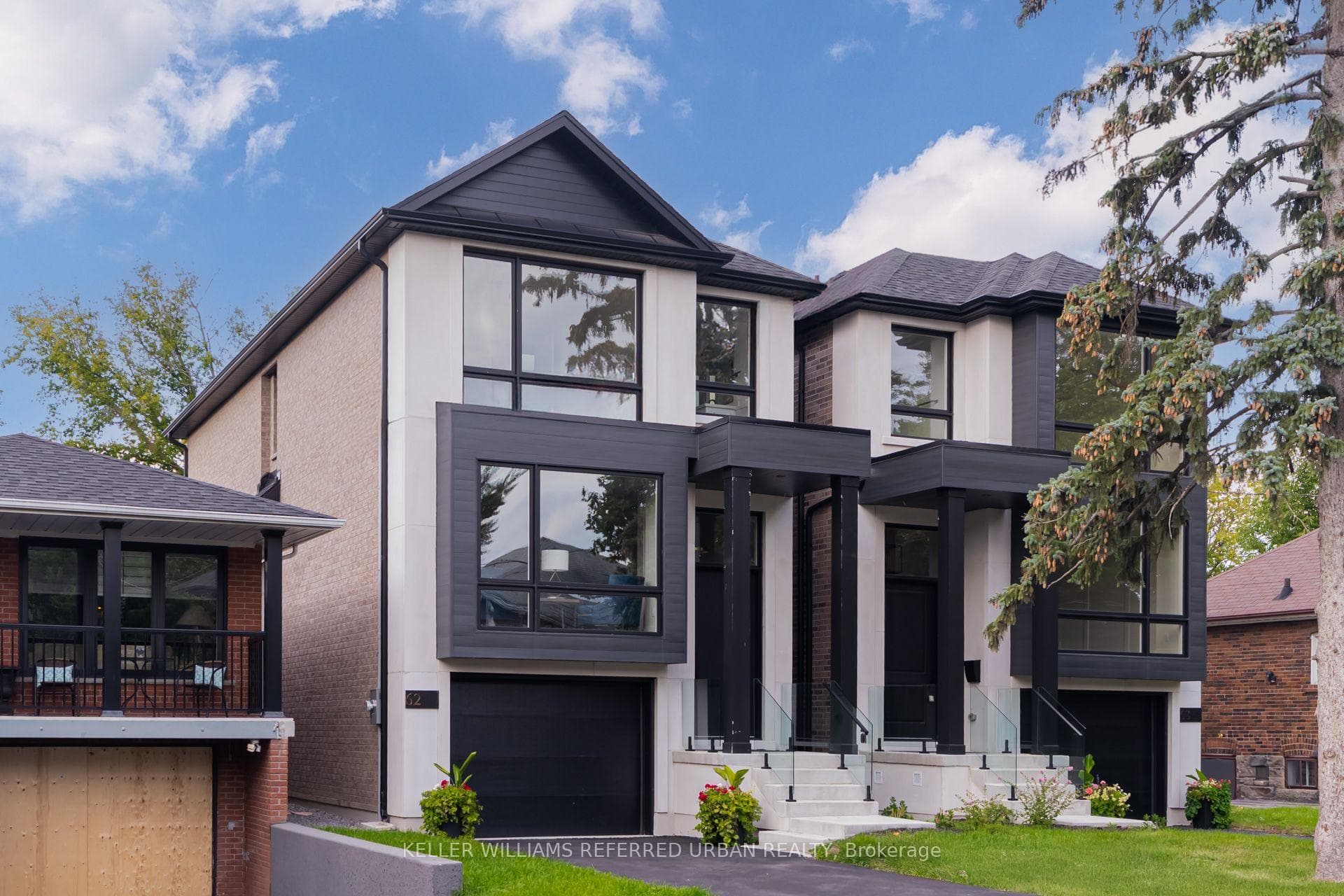 62 Ash Crescent, Liberty Village / Parkdale / South Parkdale, ON M8W 1E6 - Photo 1
