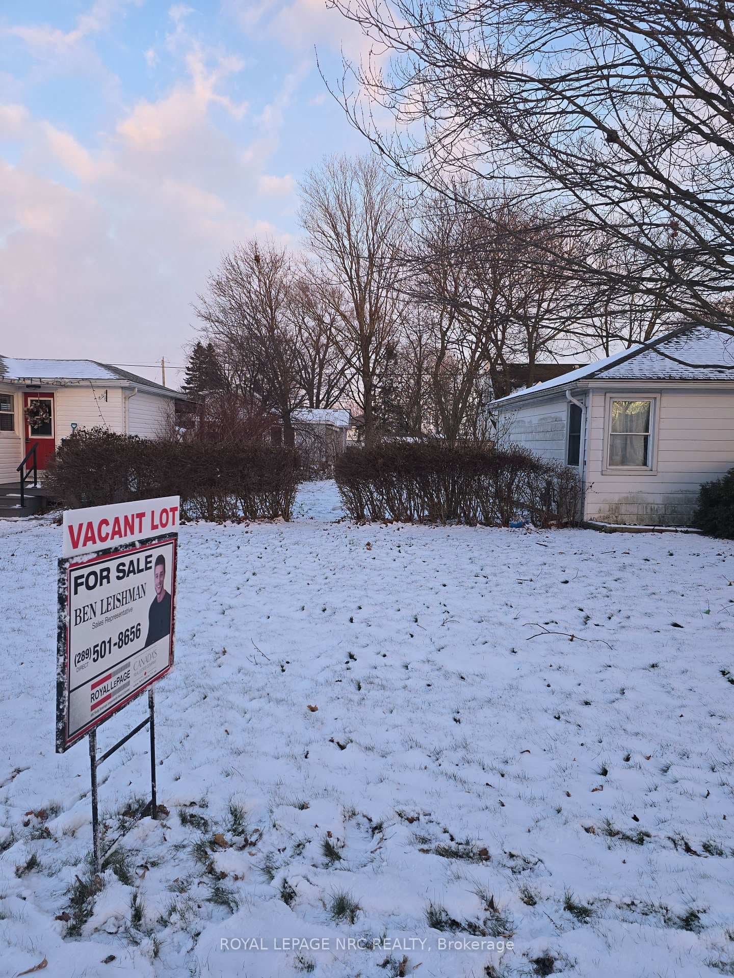 126 Oakwood Street, Port Colborne, ON L3K 5G3 - Photo 1
