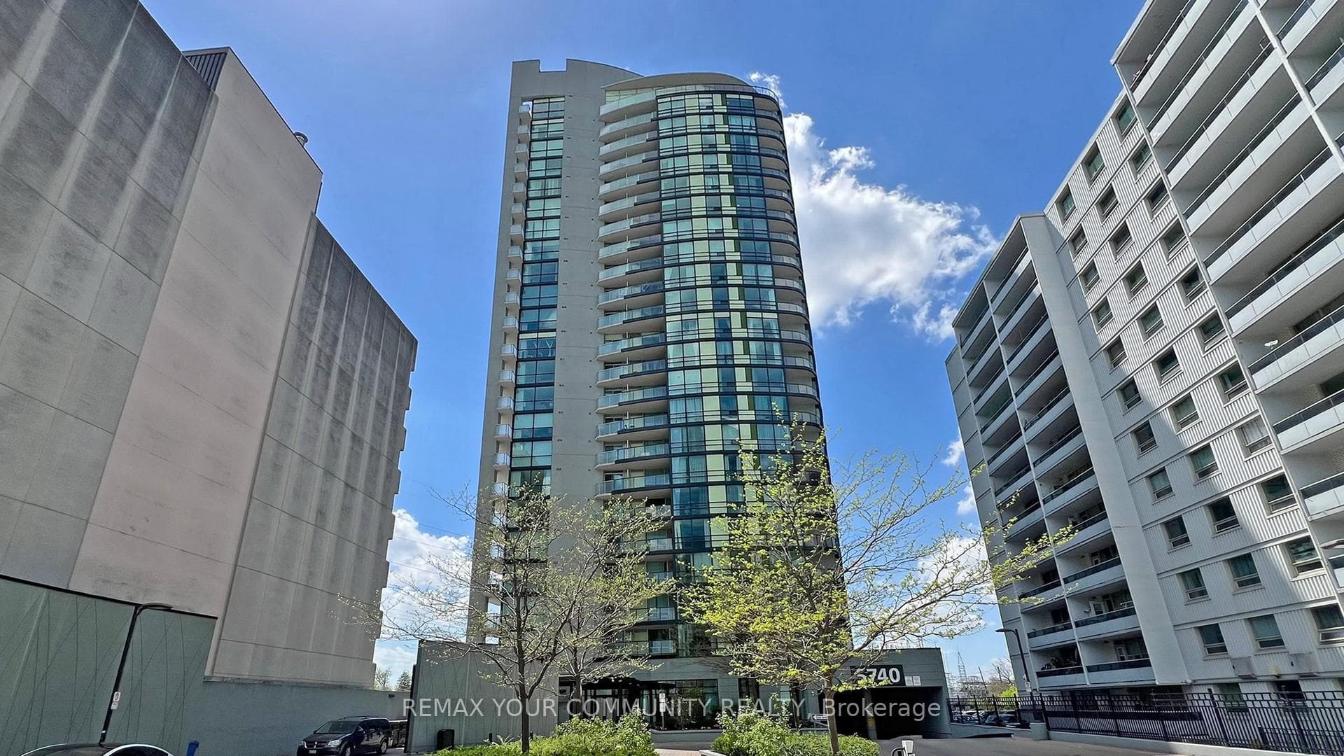 5740 Yonge Street Unit 2206, Thornhill / Willowdale, ON M2M 0B1 - Photo 1