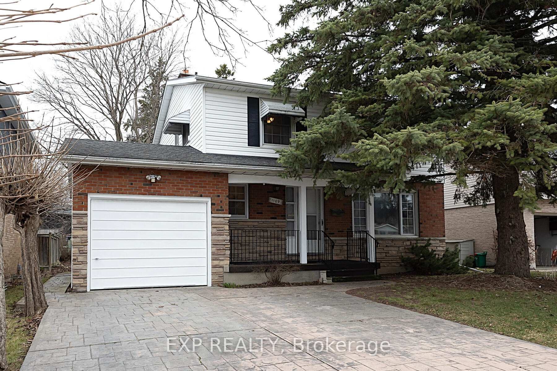1109 Sprucedale Road, Woodstock