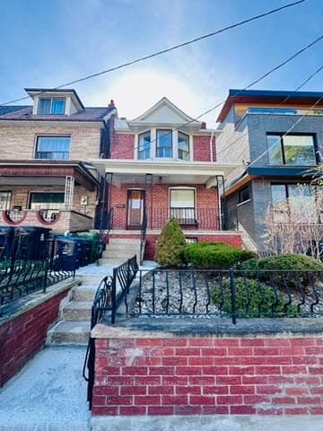 382 Roxton Road, Toronto C01