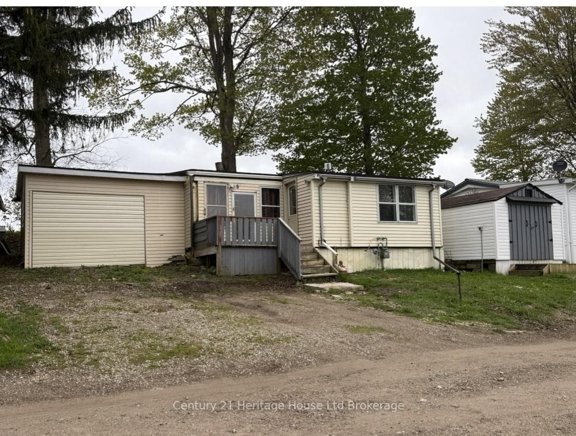 596101 Oxford 59 Highway Unit 5 Hillcrest, East Zorra-Tavistock, ON N4S 7W1 - Photo 1