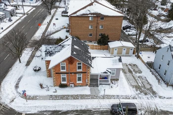 168 Centre Street, Oshawa, ON L1H 4A6 - Photo 1