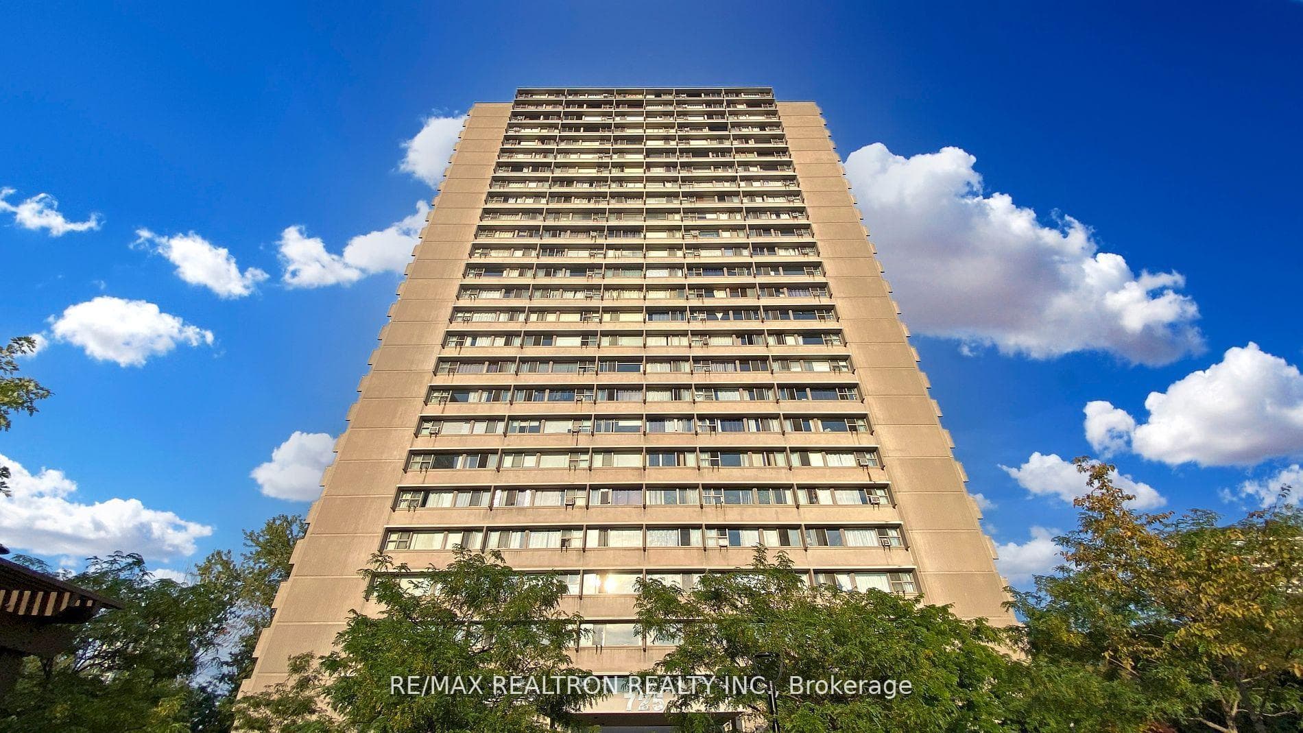 725 Don Mills Road Unit 605, Flemingdon Park / Don Mills, ON M3C 1S6 - Photo 1