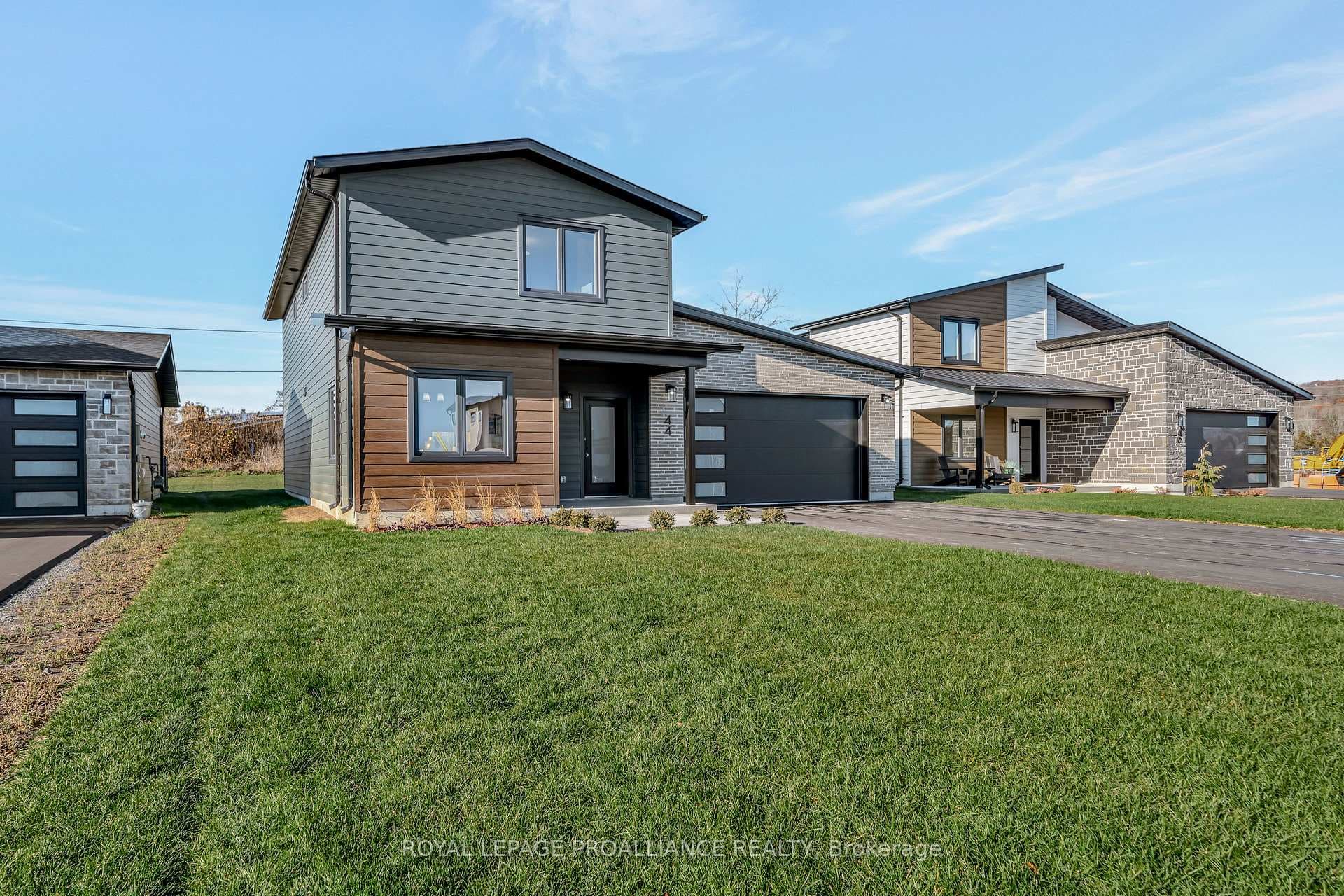 44 Fraser Drive, Quinte West, ON K0K 1E0 - Photo 1