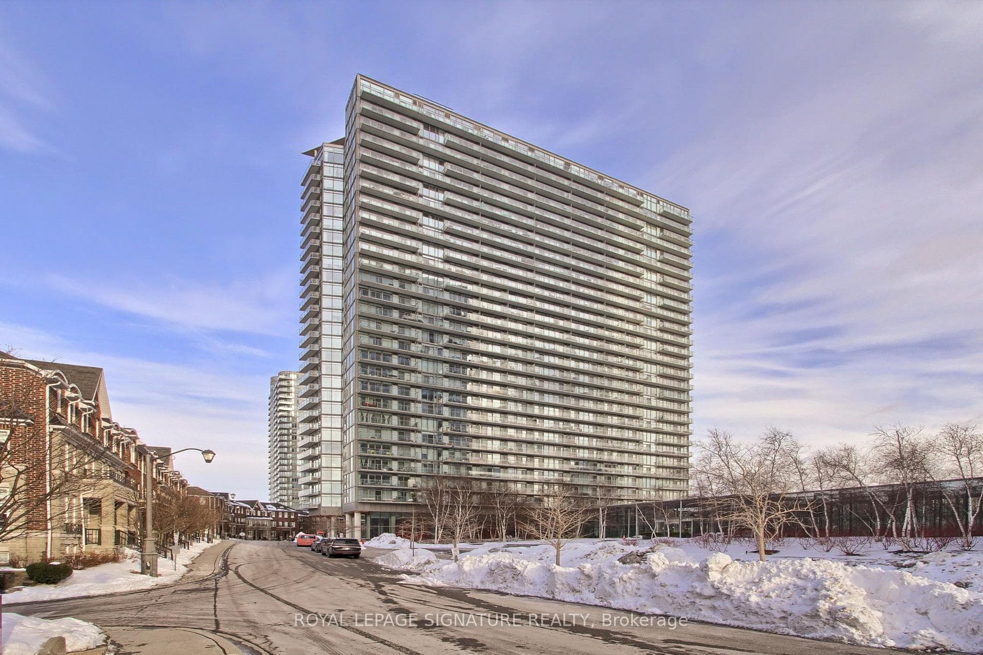 103 The Queensway N/A Unit 1511, High Park / Junction / Roncesvalles, ON M6S 5B4 - Photo 1