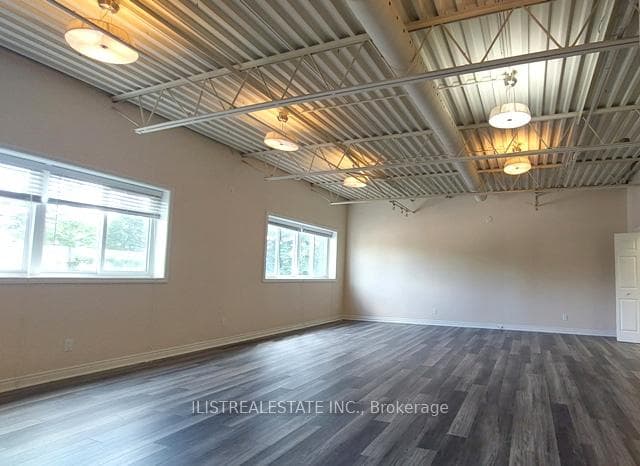 458 Service Road Unit Upper, Whitchurch-Stouffville, ON L4A 2S9 - Photo 1