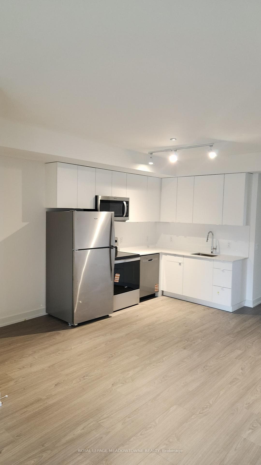 16 Melbourne Avenue Unit 106B, St. Catharines, ON L2P 3J8 - Photo 1