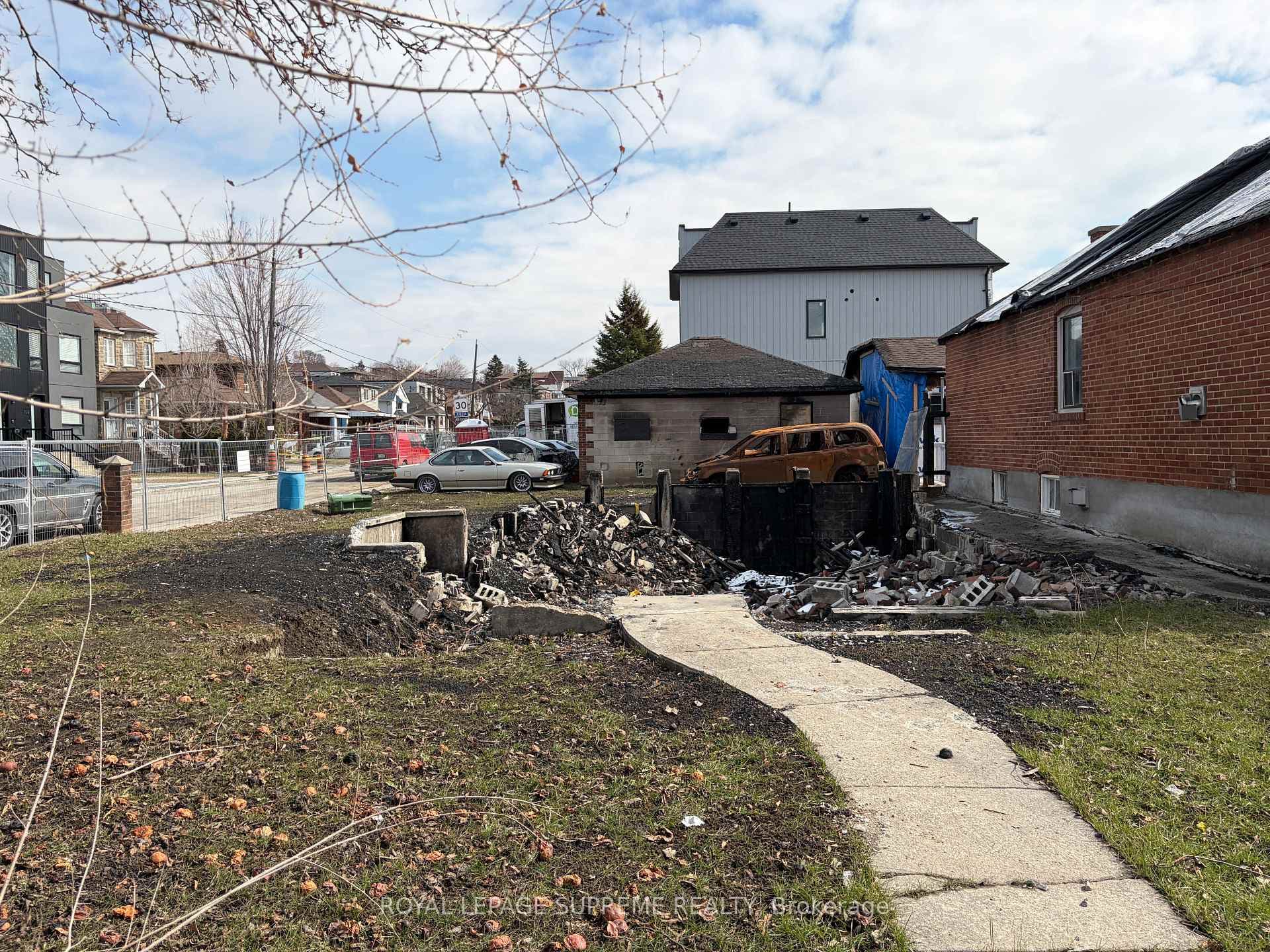 1785 Keele Street, Keelesdale / Eglinton West, ON M6M 3X2 - Photo 1