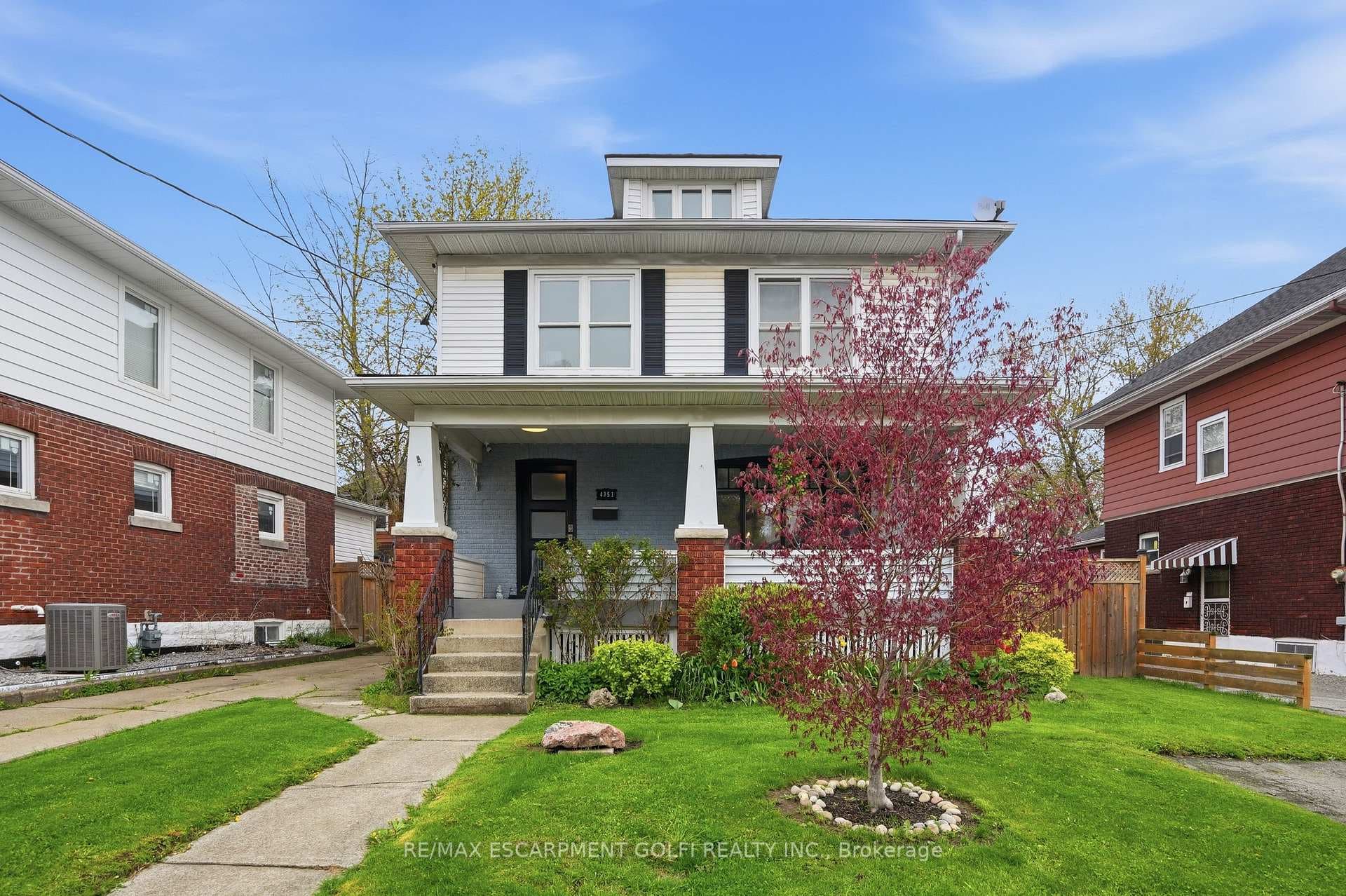 4351 Seneca Street, Niagara Falls