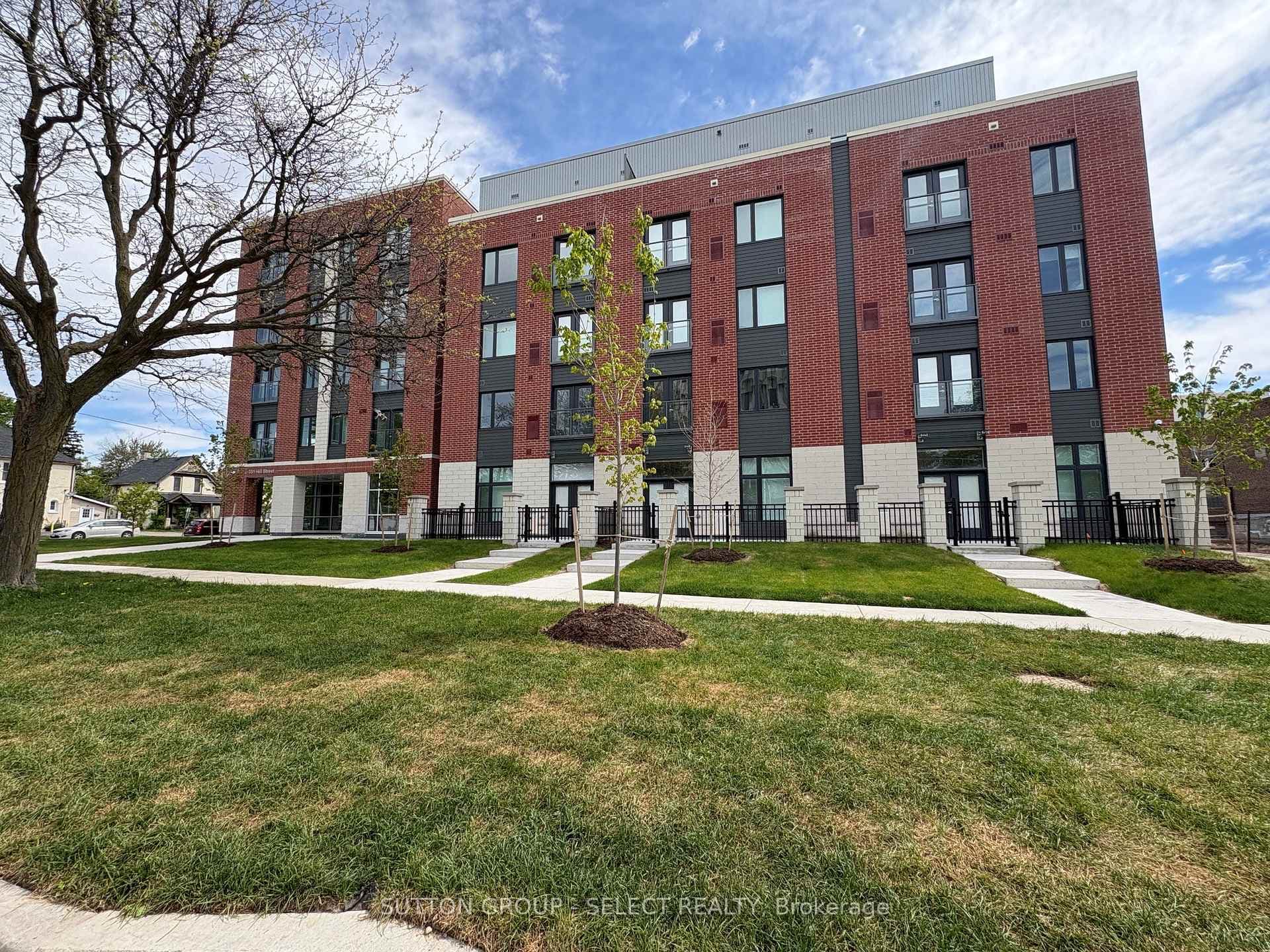 351 Hill Street Unit 203, London East, ON N6B 2M2 - Photo 1