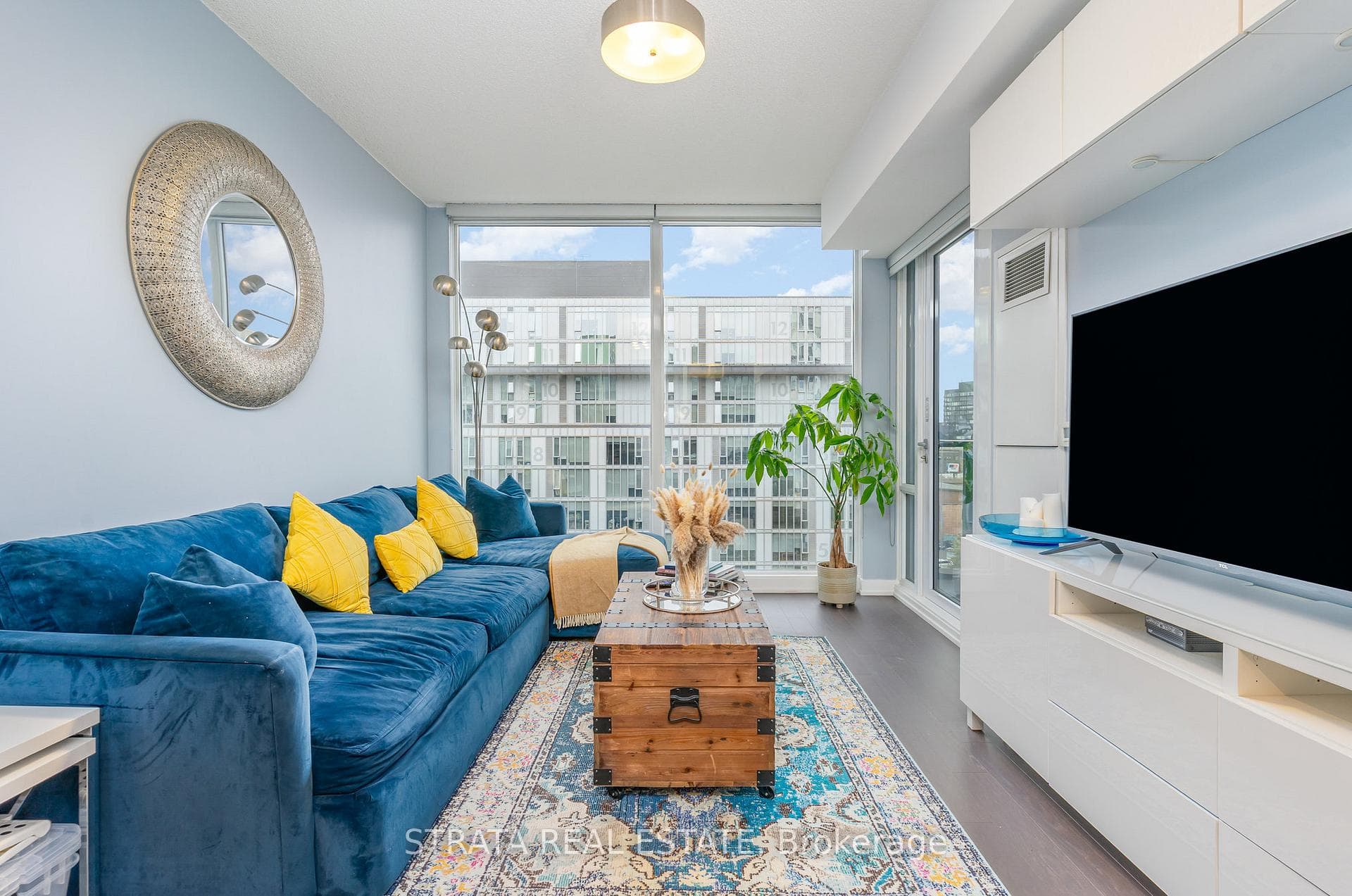 455 Front Street Unit N806, Regent Park / Cabbagetown / St. James Town, ON M5A 0G2 - Photo 1