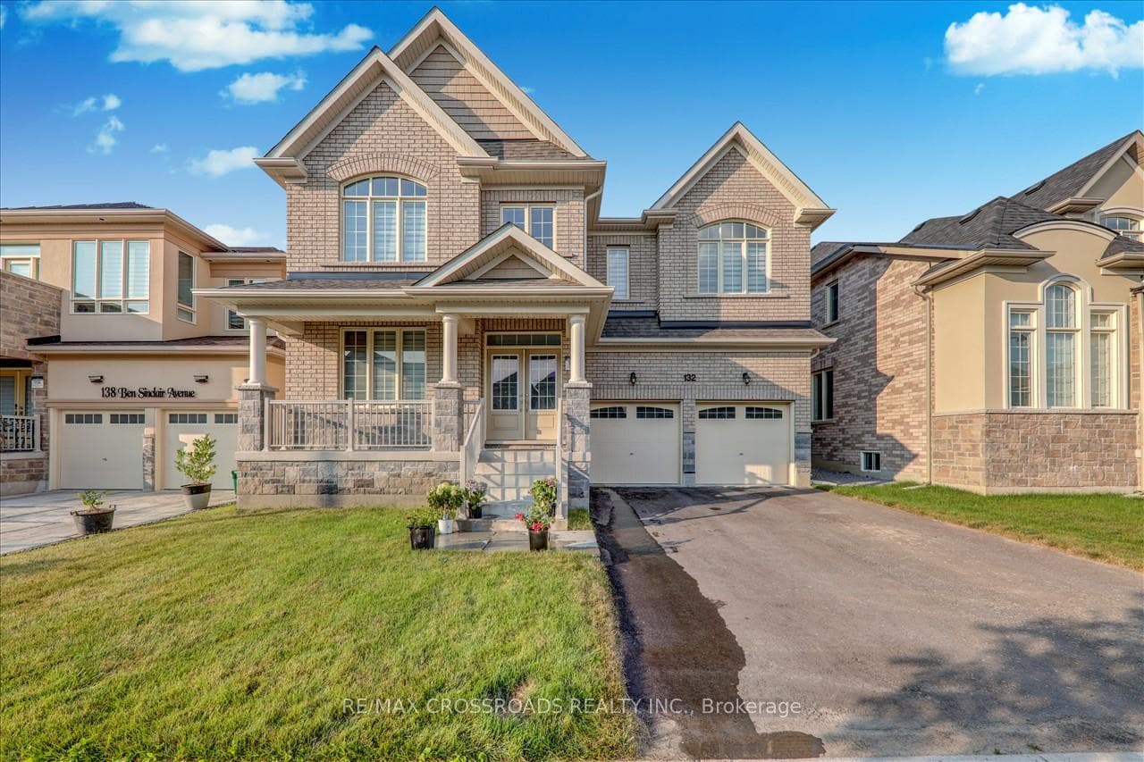 132 Ben Sinclair Avenue, East Gwillimbury, ON L4N 0Z2 - Photo 1