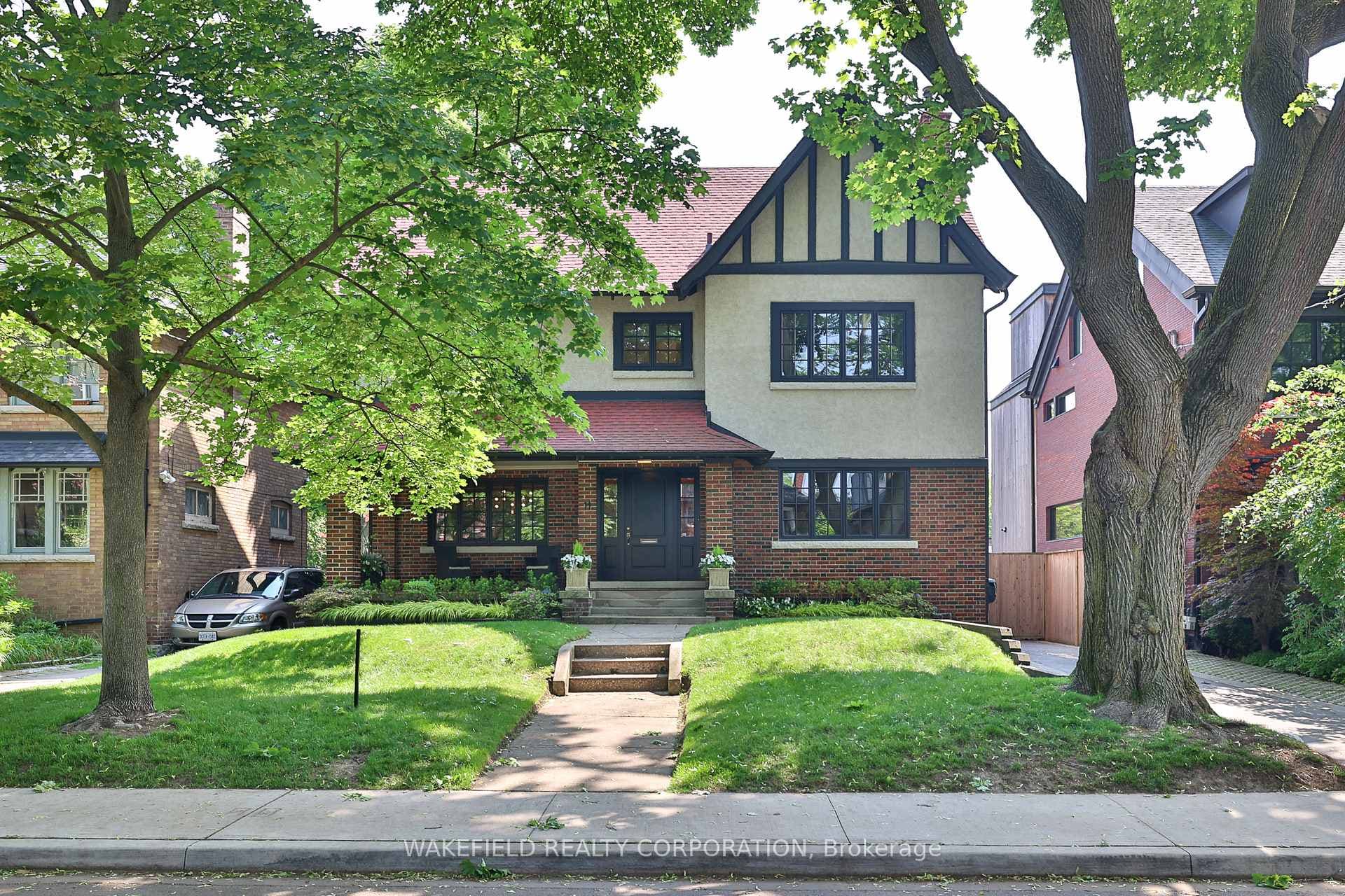 11 Conrad Avenue, Annex / Yorkville / Summerhill, ON M6G 3G4 - Photo 1